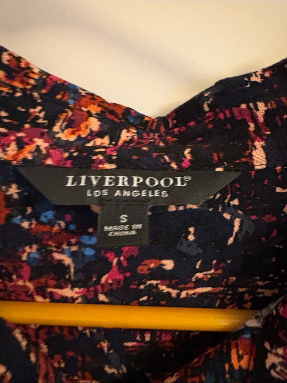Liverpool Los Angeles Paisley Button Down Blouse - Picture 2 of 16